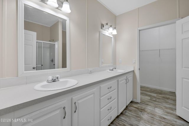 103 BARTER Drive, Satsuma, FL 32189