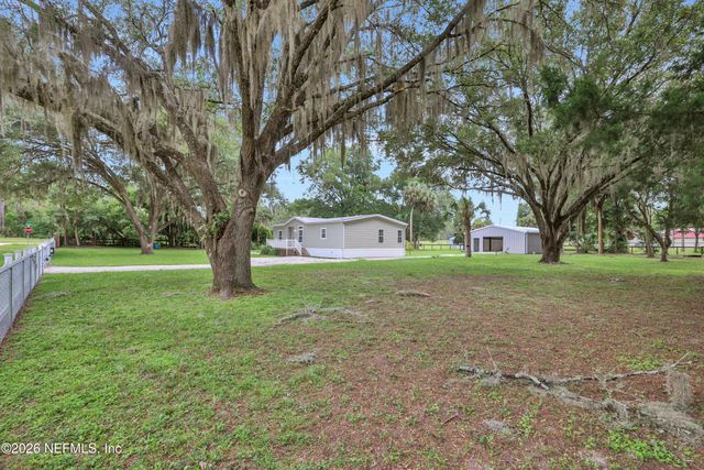 103 BARTER Drive, Satsuma, FL 32189