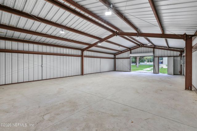 103 BARTER Drive, Satsuma, FL 32189