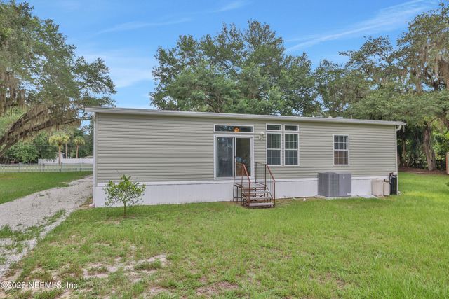 103 BARTER Drive, Satsuma, FL 32189