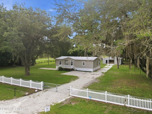 103 BARTER Drive, Satsuma, FL 32189