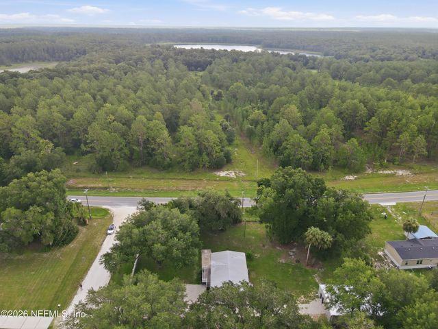 103 BARTER Drive, Satsuma, FL 32189