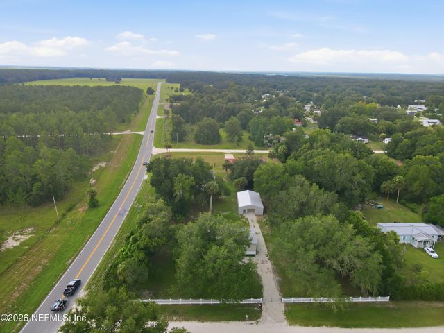 103 BARTER Drive, Satsuma, FL 32189