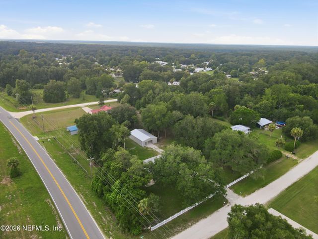 103 BARTER Drive, Satsuma, FL 32189