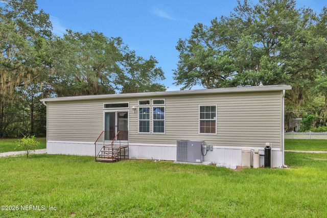 103 BARTER Drive, Satsuma, FL 32189