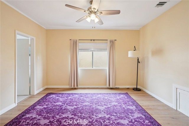 1015 S Mansfield Avenue, Los Angeles, CA 90019