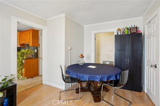 1015 S Mansfield Avenue, Los Angeles, CA 90019