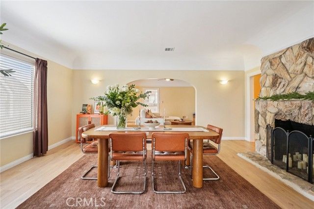 1015 S Mansfield Avenue, Los Angeles, CA 90019