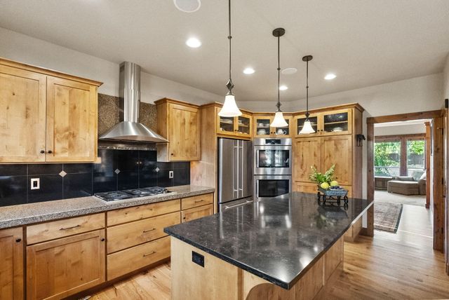 20960 Gardenia Avenue, Bend, OR 97702