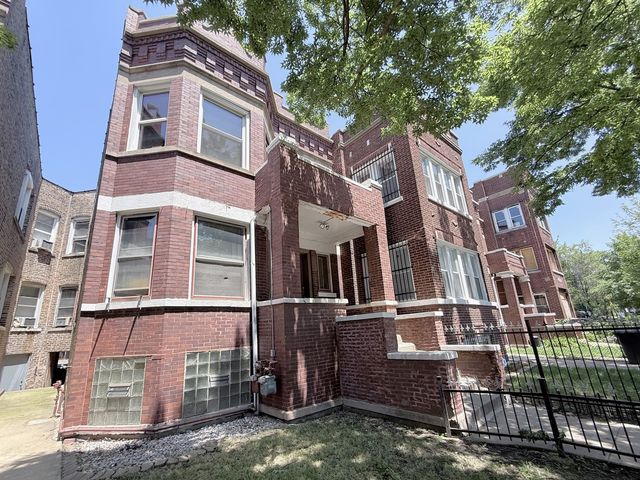 4818 W Jackson Boulevard, Chicago, IL 60644