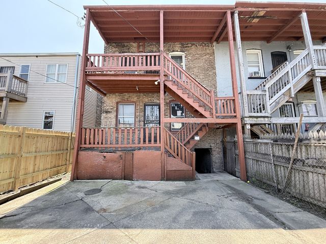 4818 W Jackson Boulevard, Chicago, IL 60644