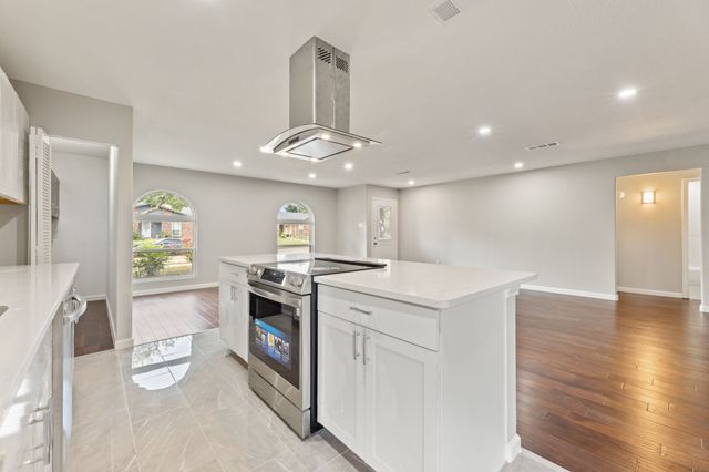 4824 Wheeler Drive, The Colony, TX 75056