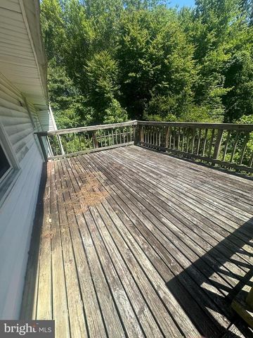 3512 LEN HART LN, Fredericksburg, VA 22408
