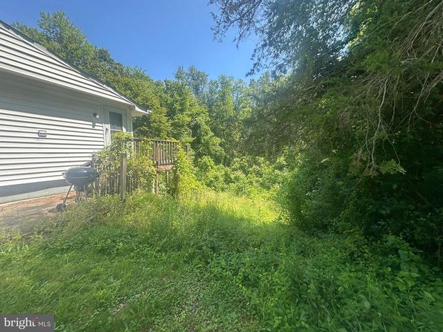 3512 LEN HART LN, Fredericksburg, VA 22408