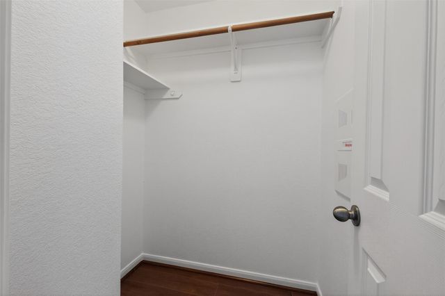 1314 Glenwood Canyon Lane, Houston, TX 77077