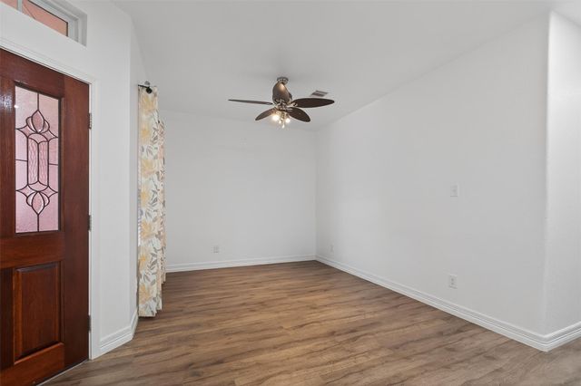 1314 Glenwood Canyon Lane, Houston, TX 77077