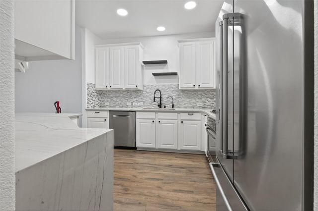 1314 Glenwood Canyon Lane, Houston, TX 77077