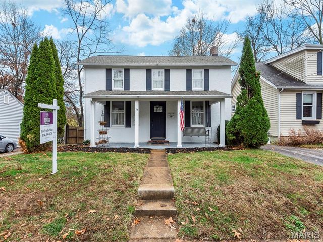 22 N Iola Drive, St Louis, MO 63119