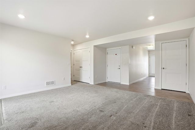 770 River Bend Lane, North Liberty, IA 52317