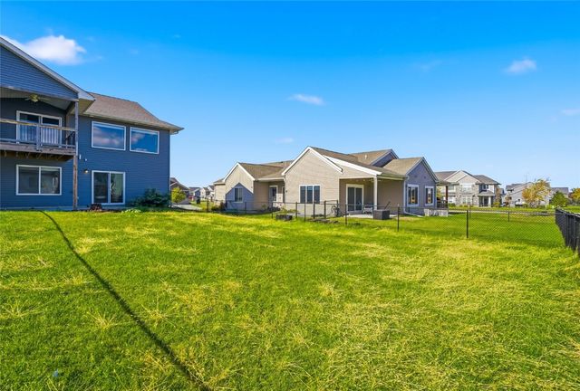 770 River Bend Lane, North Liberty, IA 52317