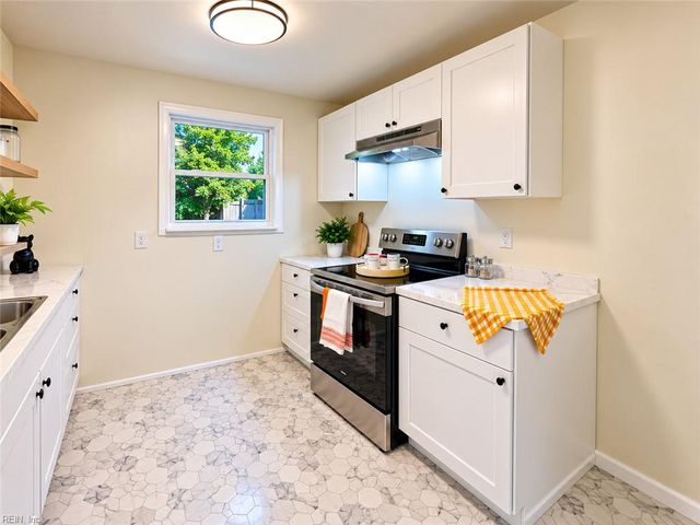 110 Hull ST, Newport News, VA 23601