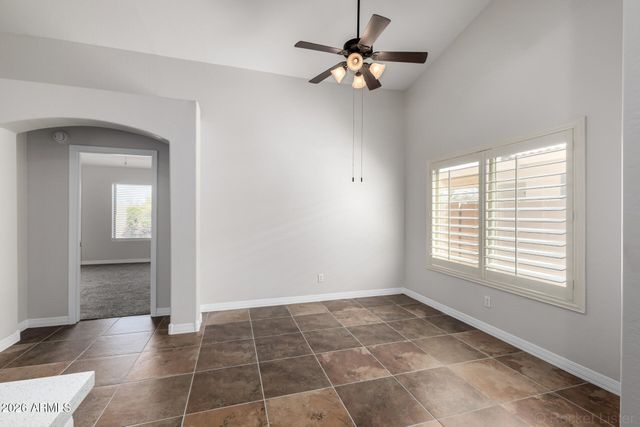 2682 E SILVERSMITH Trail, San Tan Valley, AZ 85143