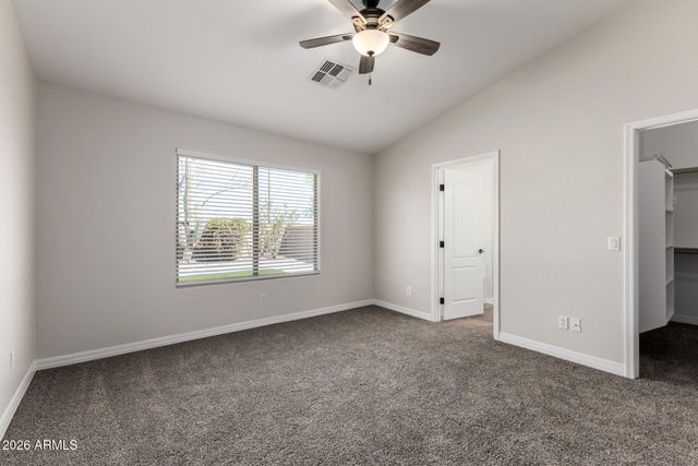 2682 E SILVERSMITH Trail, San Tan Valley, AZ 85143