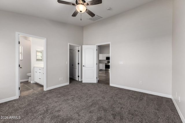 2682 E SILVERSMITH Trail, San Tan Valley, AZ 85143