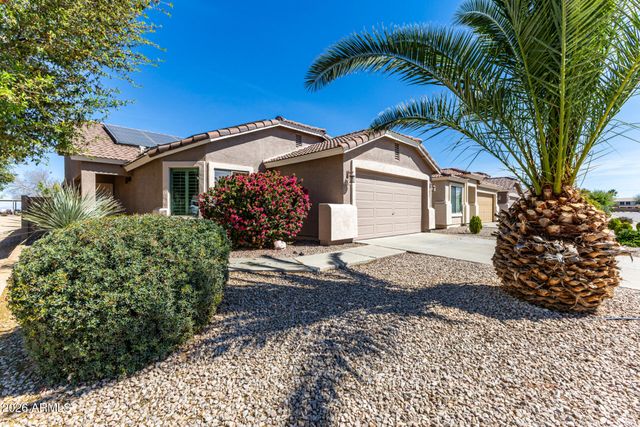 2682 E SILVERSMITH Trail, San Tan Valley, AZ 85143