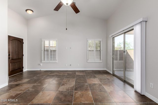 2682 E SILVERSMITH Trail, San Tan Valley, AZ 85143