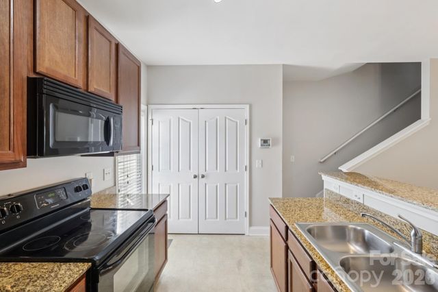 12720 Livengood Lane, Charlotte, NC 28269