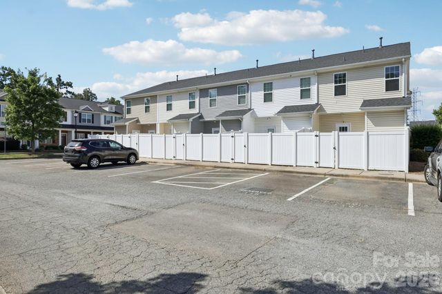 12720 Livengood Lane, Charlotte, NC 28269