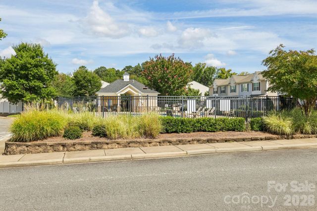 12720 Livengood Lane, Charlotte, NC 28269