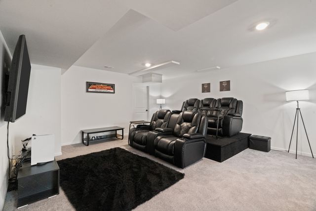 28609 Augusta Lane, Lakemoor, IL 60051