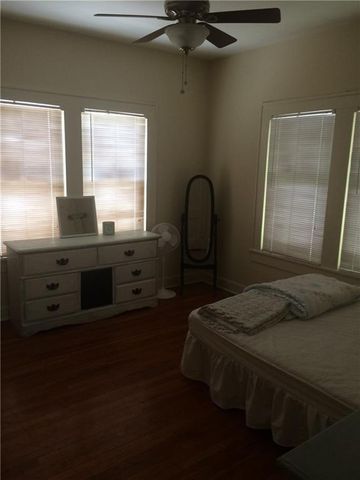 707 Graham PL, Austin, TX 78705