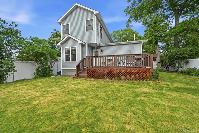 58 Seawanhaka Avenue, Nesconset, NY 11767