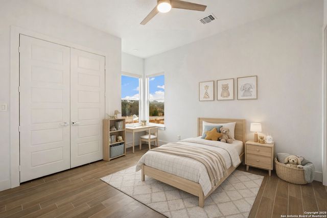 217 Peter Kleid Loop, Blanco, TX 78606