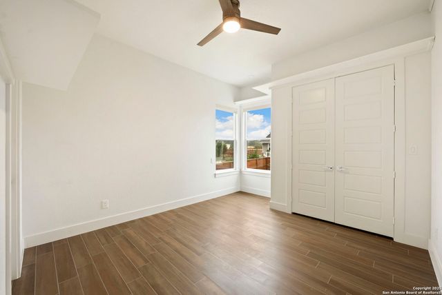 217 Peter Kleid Loop, Blanco, TX 78606