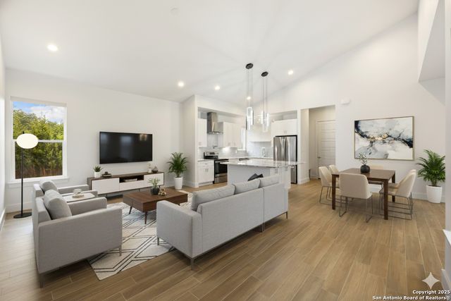 217 Peter Kleid Loop, Blanco, TX 78606