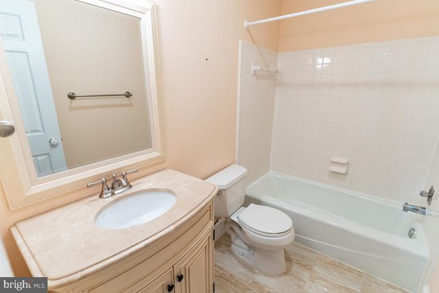 7348 LEWINSVILLE SQUARE PL, Mclean, VA 22101