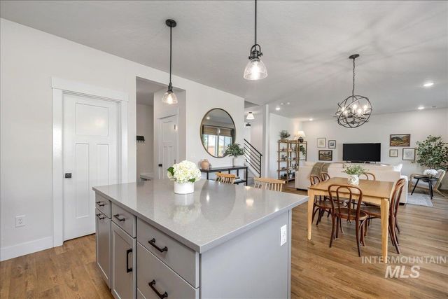 7134 W Storywood St, Boise, ID 83709