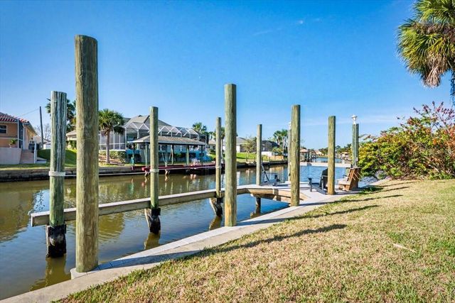 109 CORAL REEF COURT N, Palm Coast, FL 32137