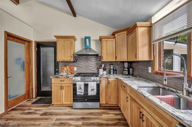 9905 Knollwood, Concord Twp, OH 44060