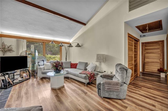 9905 Knollwood, Concord Twp, OH 44060