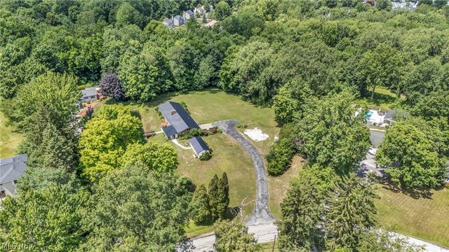 9905 Knollwood, Concord Twp, OH 44060