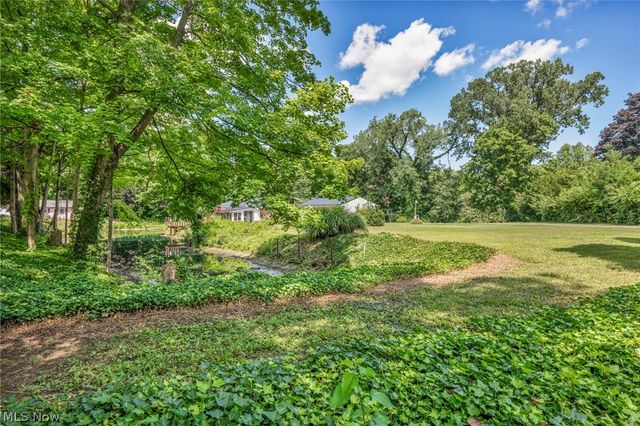 9905 Knollwood, Concord Twp, OH 44060