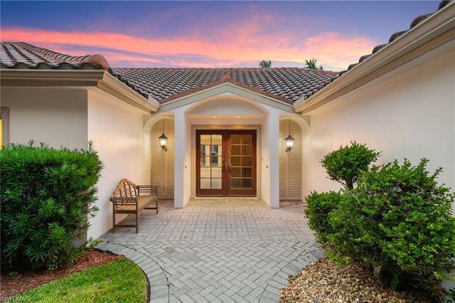 350 Bow Line BEND, Naples, FL 34103