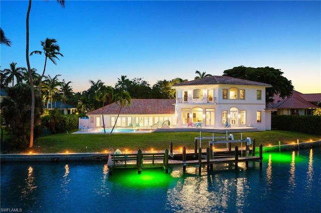 350 Bow Line BEND, Naples, FL 34103