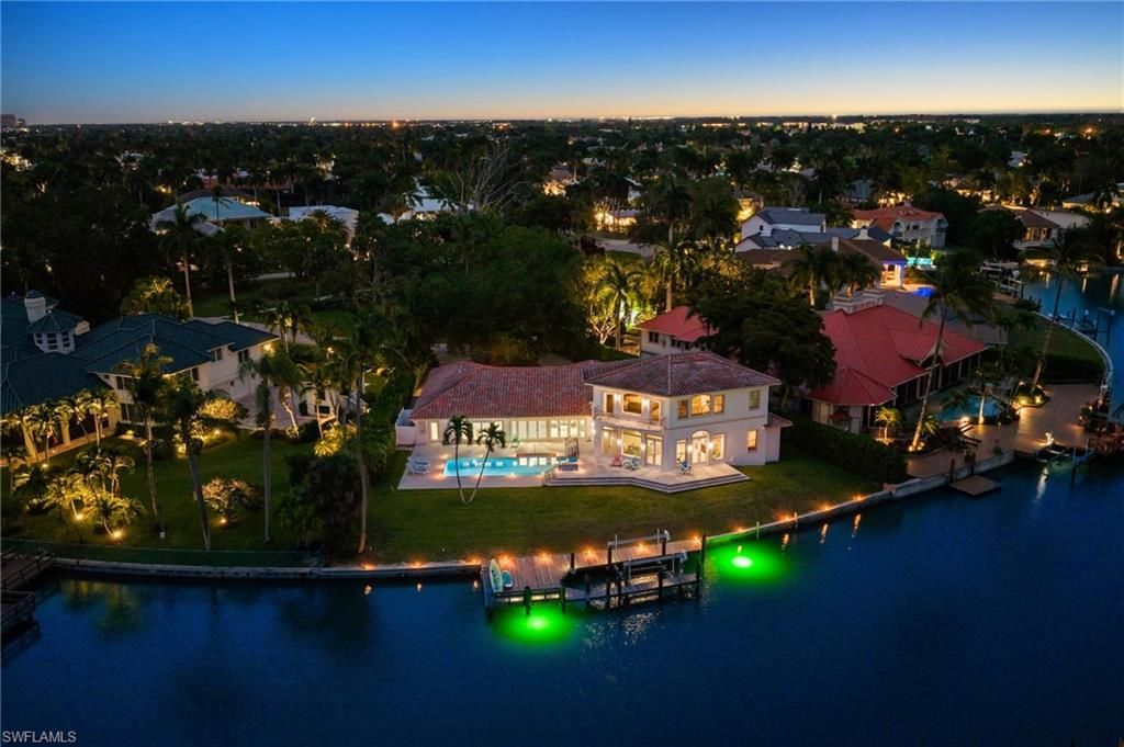 350 Bow Line BEND, Naples, FL 34103