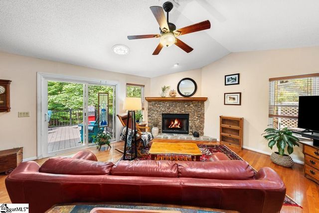 1303 S Arrowhead Drive, Westminster, SC 29693